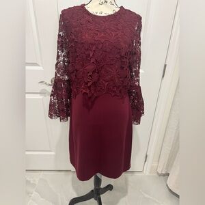 Elegant Laundry by Shelli Segal Los Angeles Lace Overlay Burgundy Dress